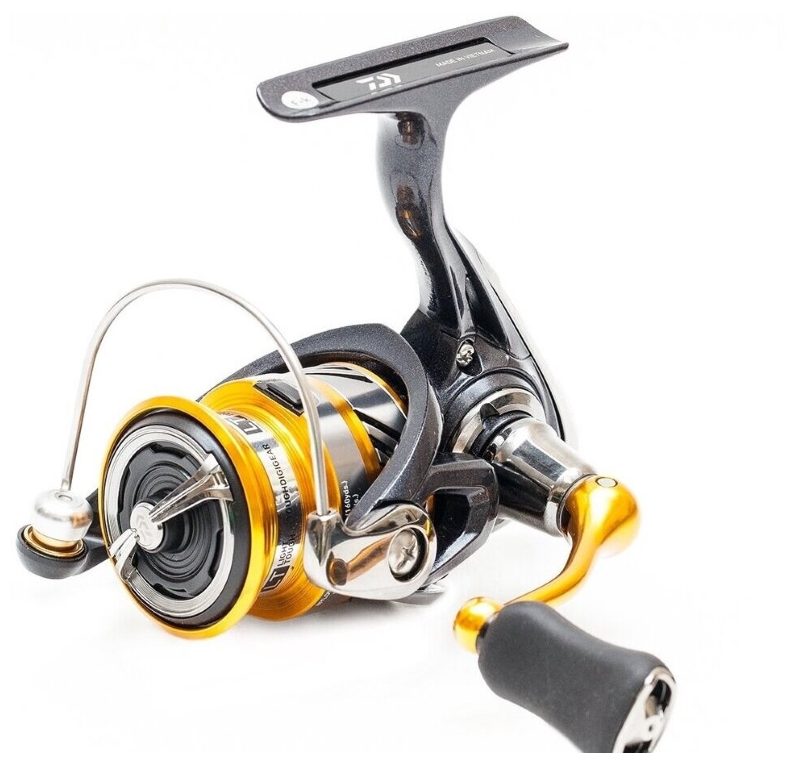 Катушка DAIWA 20 REVROS LT2500S