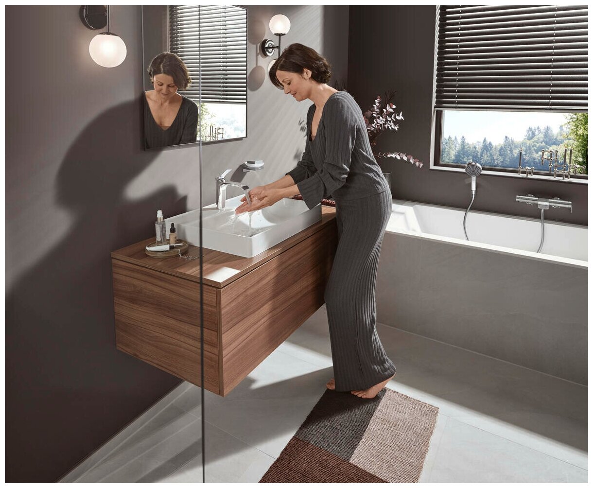 Смеситель для раковины Hansgrohe Vivenis 75020000, хром