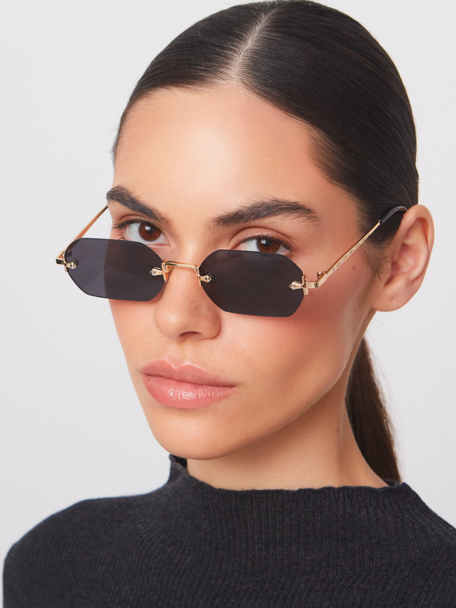 Солнцезащитные очки Vittoria Vicci, черный — фото 1