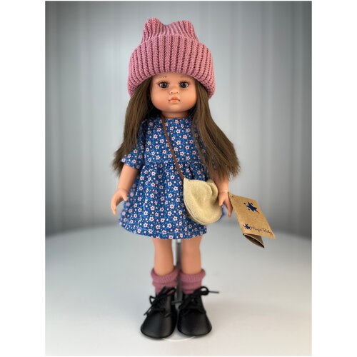 Кукла Lamagik Нэни, брюнетка, в цветном платье и вязаной шапке, 33 см, арт. 33013