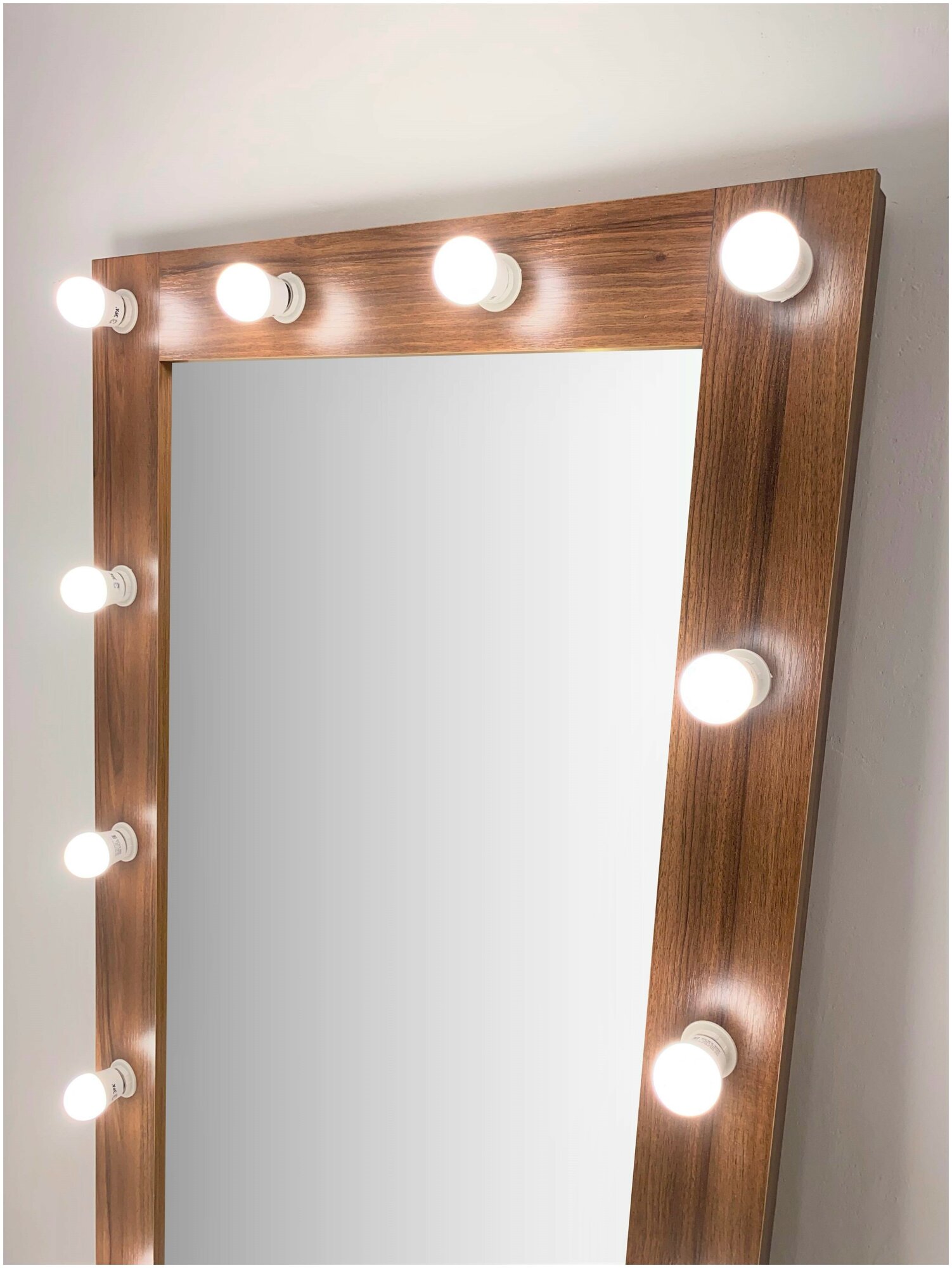 Гримерное зеркало с лампочками BeautyUp 175/75 цвет "Орех" - фотография № 5