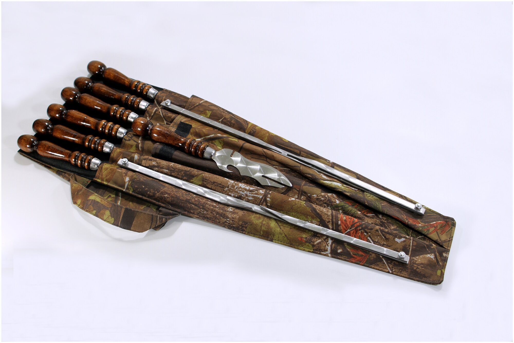 Шампура, набор из 6 шампуров с рабочей частью 45см в водоотталкивающем чехле, нож-вилка, походный мангал. - фотография № 1