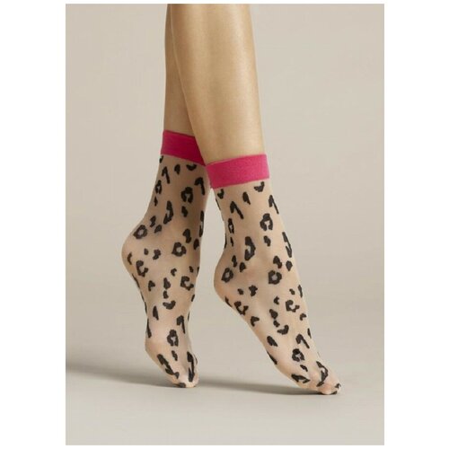 фото Женские носки fiore укороченные, капроновые, 20 den, размер универсальный, черный, мультиколор