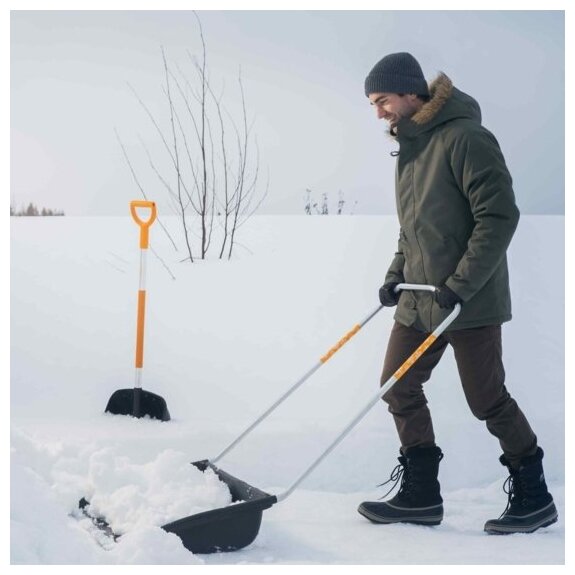 SnowXpert 1003470 (143021) Скрепер-волокуша для уборки снега 720х1495 мм (пластик со стал. ручкой) Fiskars - фото №5