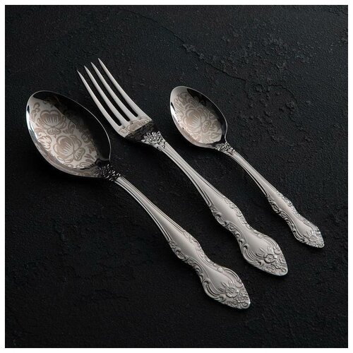 Набор столовых приборов 