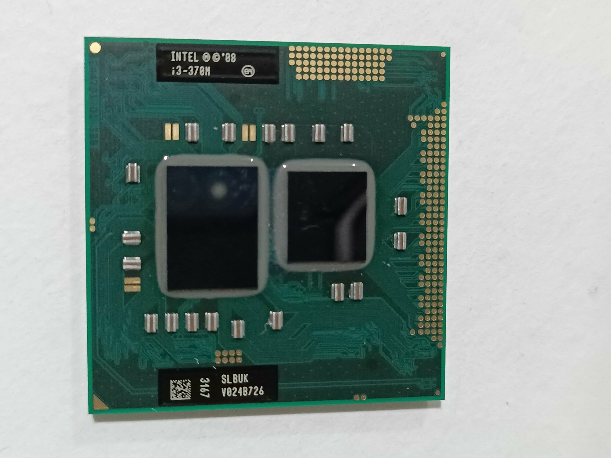 Intel Core i3 370M 2.4Mhz/3Mb Arrandale 2 ядра 4 потока PGA988 процессор для ноутбука