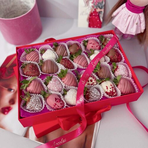 Изображение товара Подарочный набор для женщин 1131N. В наборе 24-35 шт. Бельгийский шоколад Callebaut.