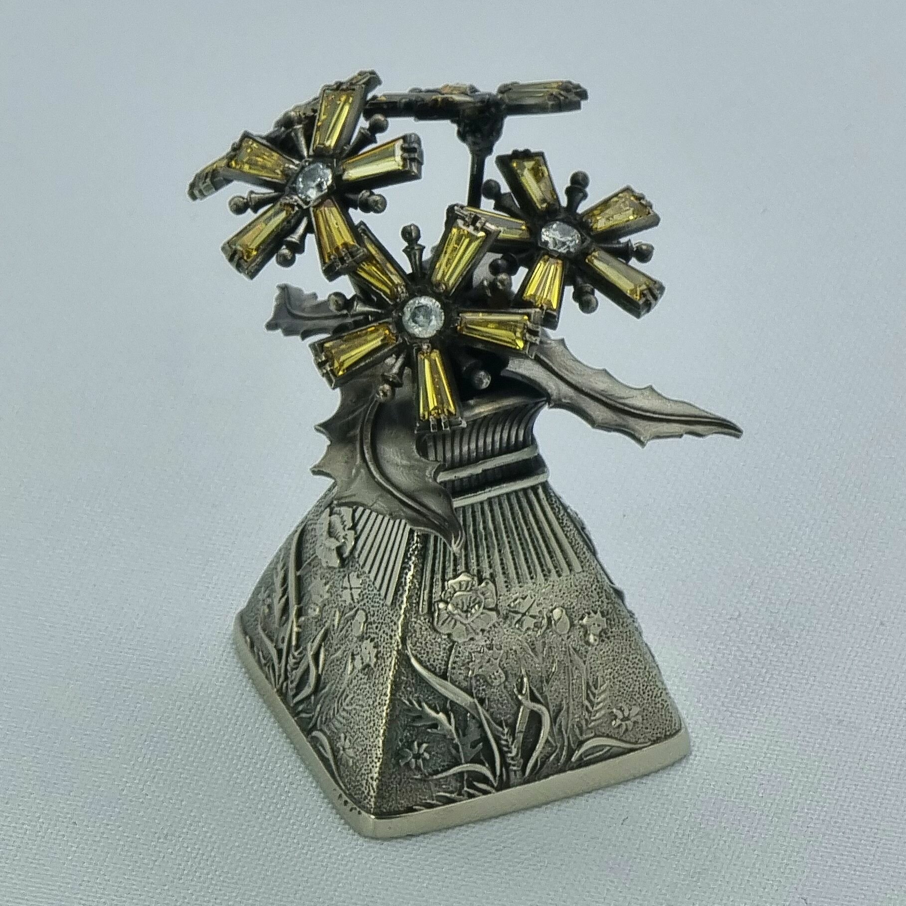 Колокольчик металлический "Полевые цветы - Ромашка", настольный из бронзы