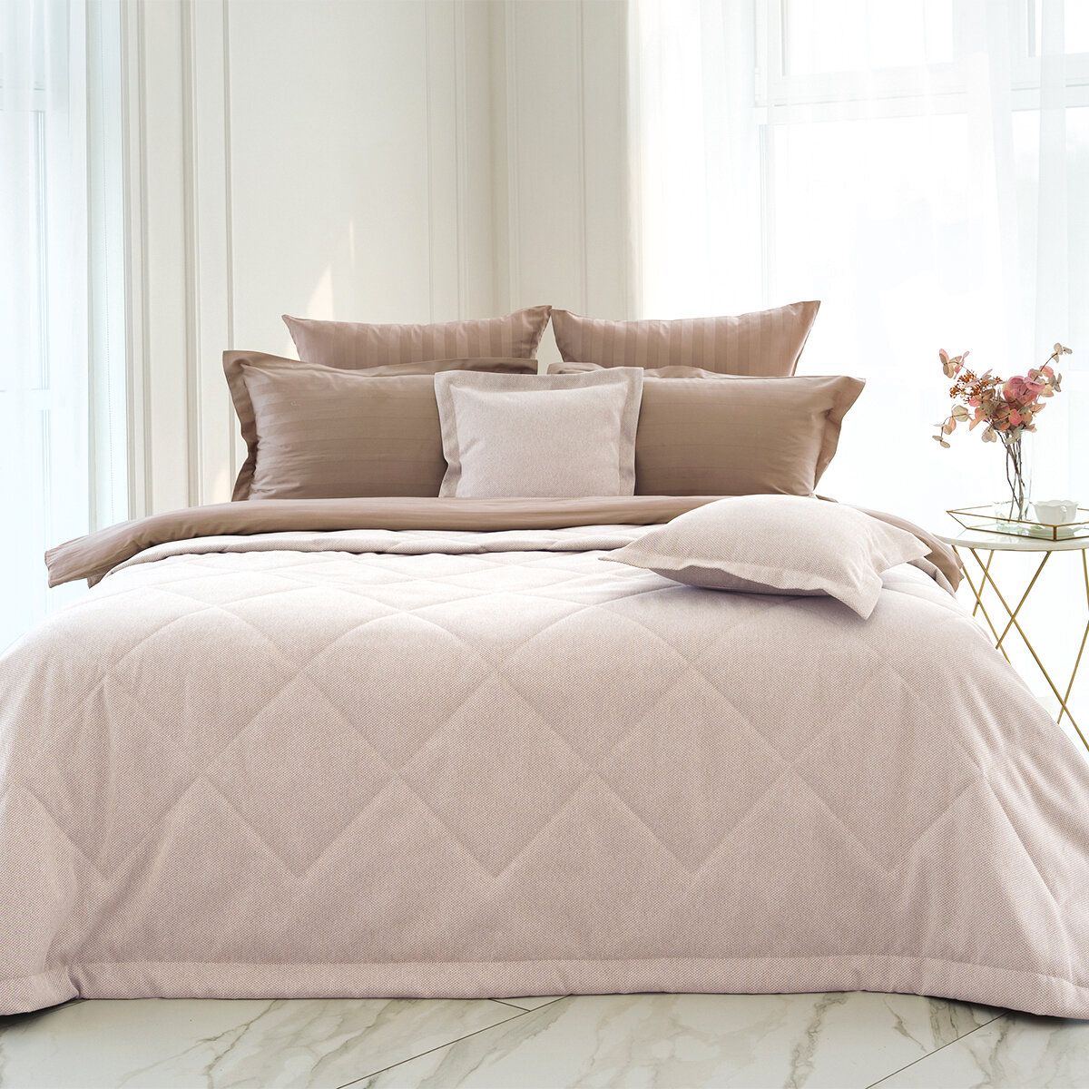 фото Современный La Prima покрывало RIGINA розовый, размер 240 х 260 см