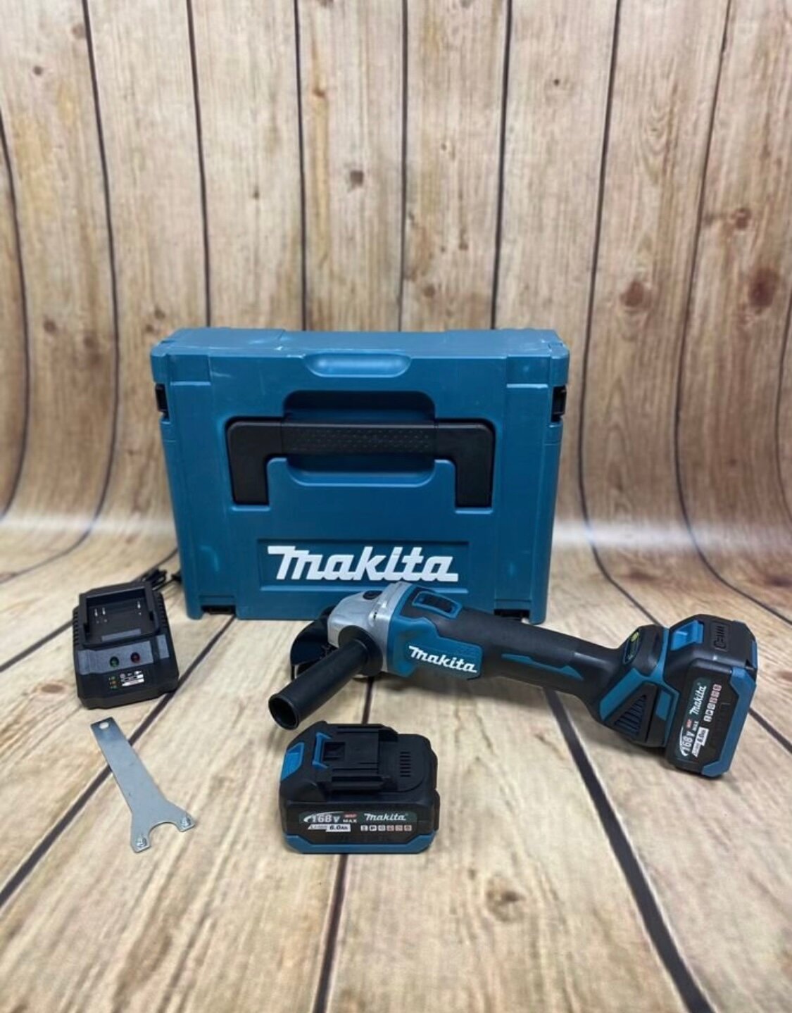 фото Аккумуляторная болгарка Makita