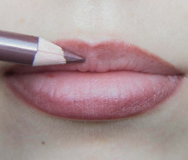 El Corazon Карандаш для губ №225 Hazelnut — фото 1