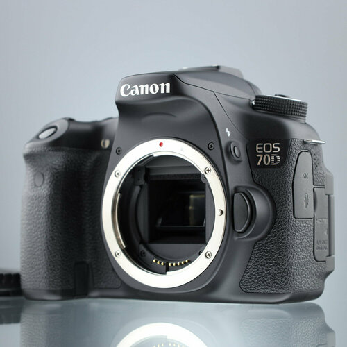 Фотоаппарат Canon EOS 70D Body 55397₽