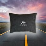 Автомобильная подушка из черного велюра и вышивкой для Hyundai (хендай) - изображение