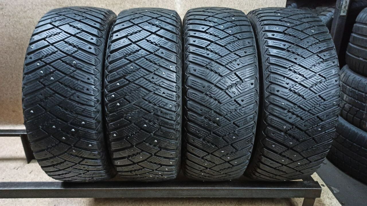 Goodyear UltraGrip Ice Arctic 205/55 R16 БУ Шины Зимние