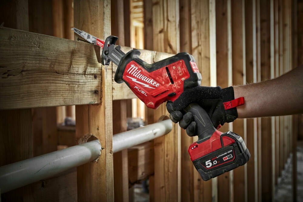 Аккумуляторная сабельная пила Milwaukee M18 FHZ-0X 4933459887, 3000 ход/мин, без АКБ и ЗУ, в кейсе - фотография № 5