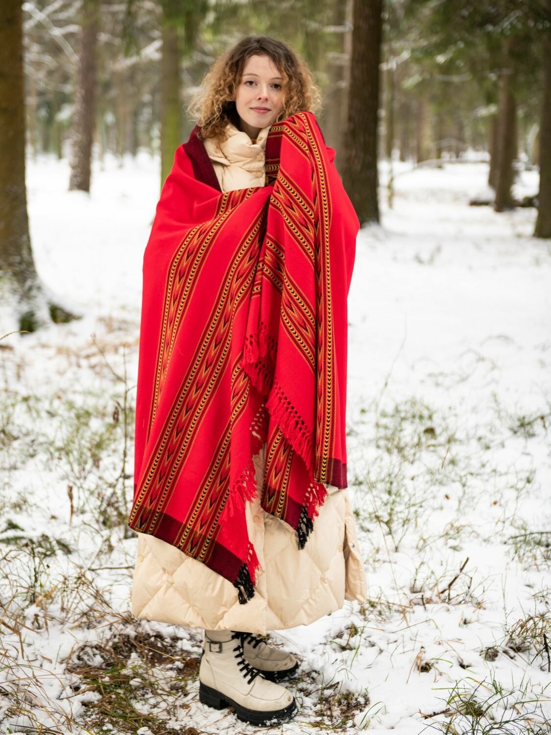 Шаль Ариаварта Базовая коллекция для женщин,215х104 см, алый — фото 1