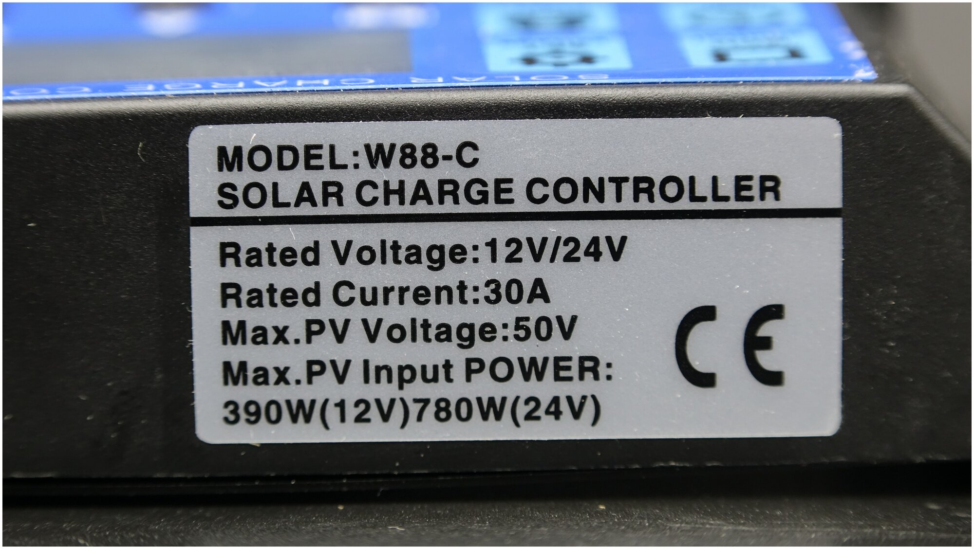 Автоматический контроллер заряда солнечной батареи 30A - фотография № 3