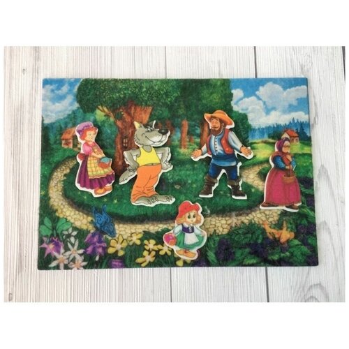 Красная шапочка с игровым полем фетр