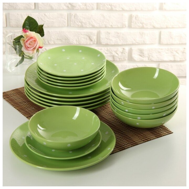 Сервиз столовый Доляна «Зелёный горох» 18 предметов: 6 тарелок в=19 см 6 тарелок d=27 см 6 тарелок d=187 см цвет зелёный