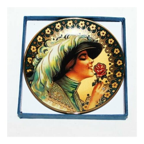 Тарелка декоративная мастерской А Флоринского Дама с розой 1200₽