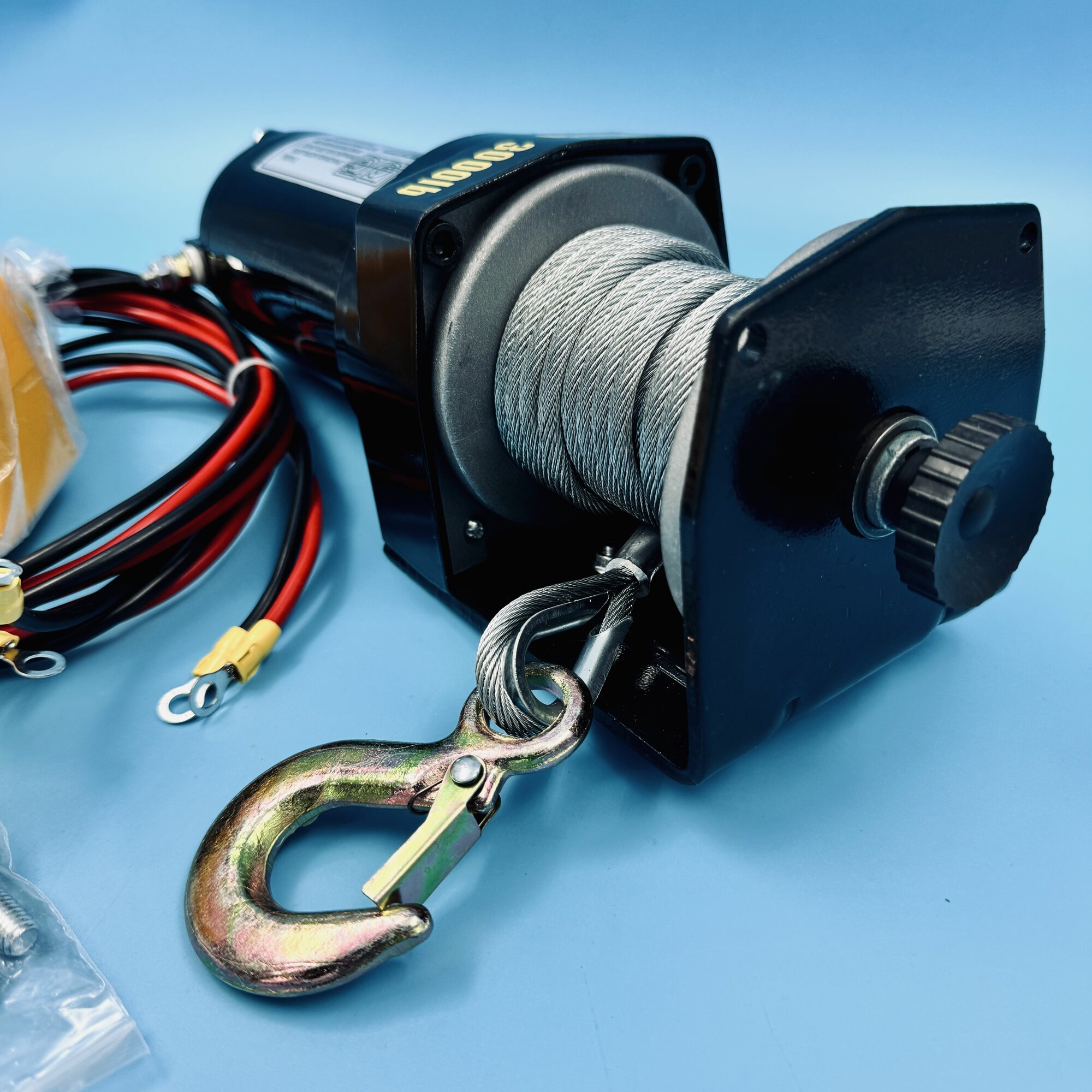Автомобильная электрическая лебёдка 12V 3000LB трос 135 м грузоподъёмность 1361 кг