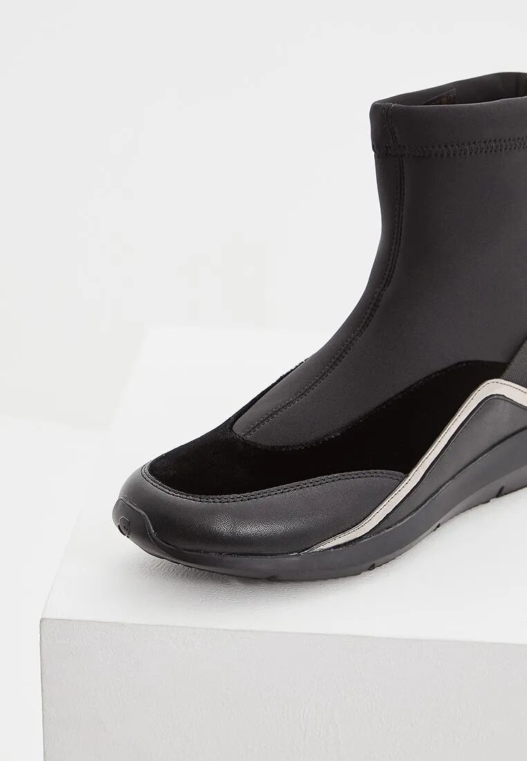 Женские кроссовки Karl Lagerfeld Black, натуральная кожа, полиуретан, искусственный велюр, цвет черный, размер 39