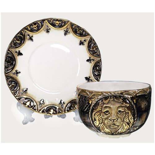 Чайная чашка с блюдцем 