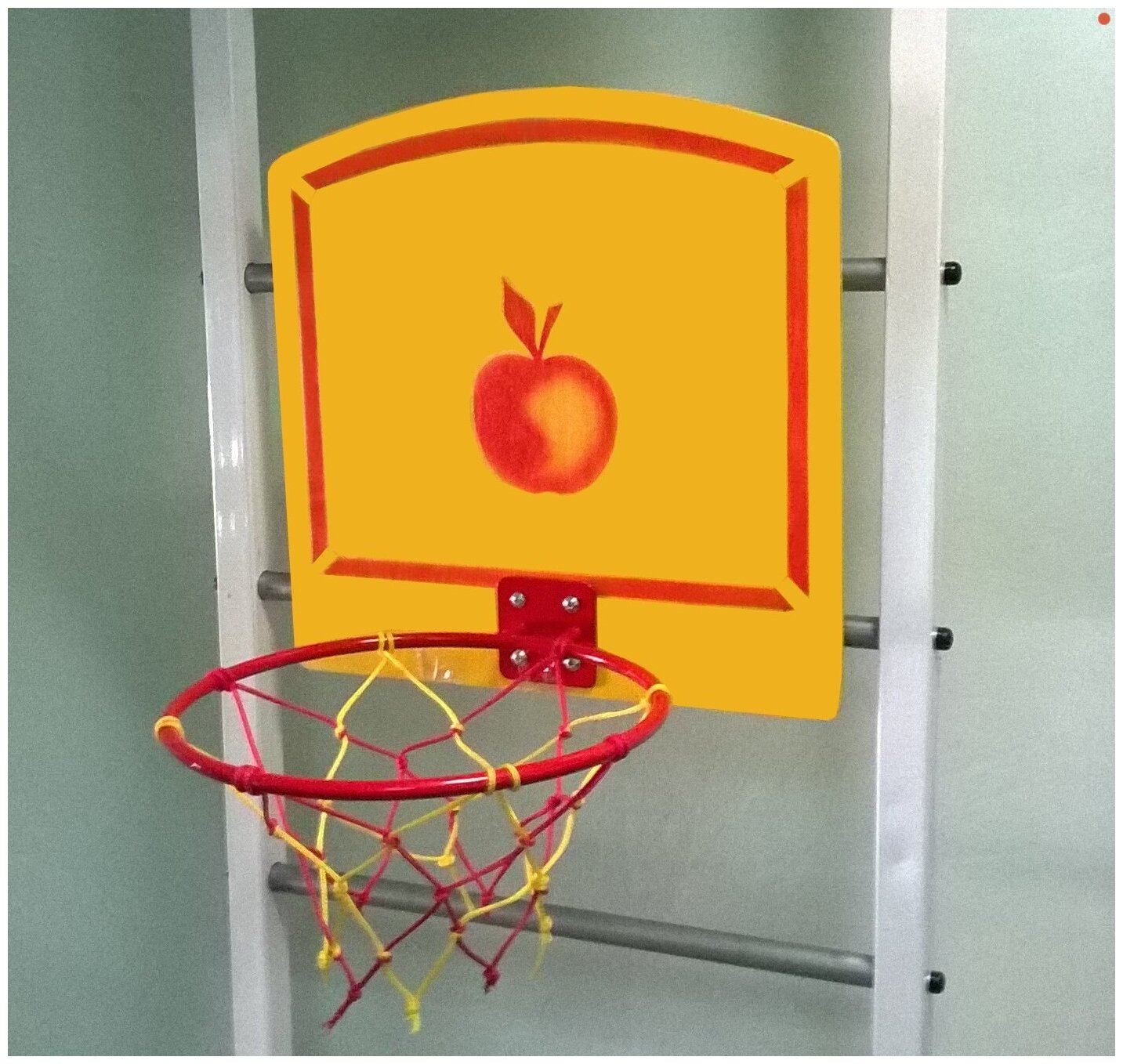 Щит баскетбольный с кольцом (желтый/красный)