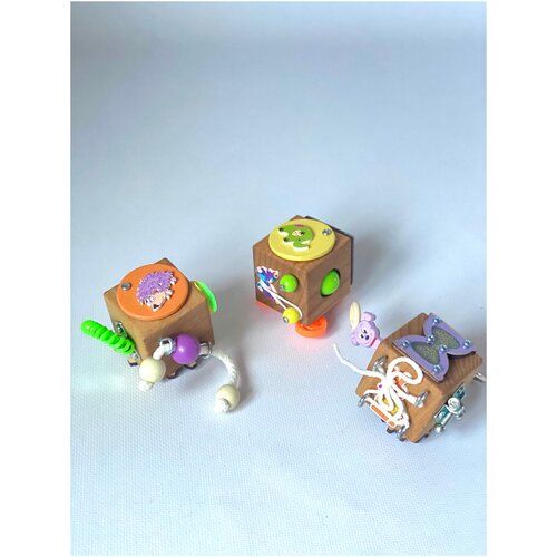 Набор из 3 бизикубиков дорожных 5*5 см