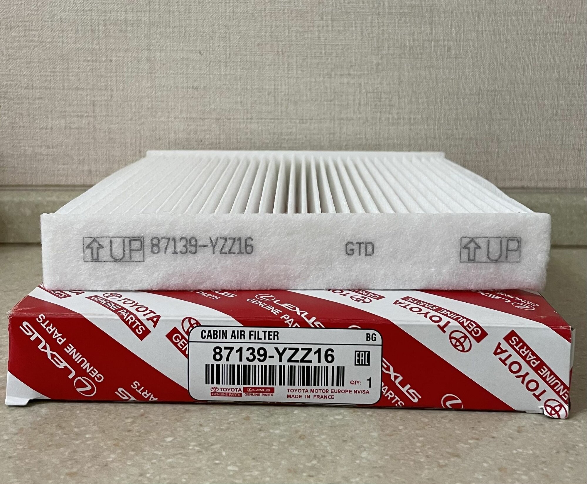Фильтр салонный для автомобиля Toyota или Lexus 87139-YZZ16