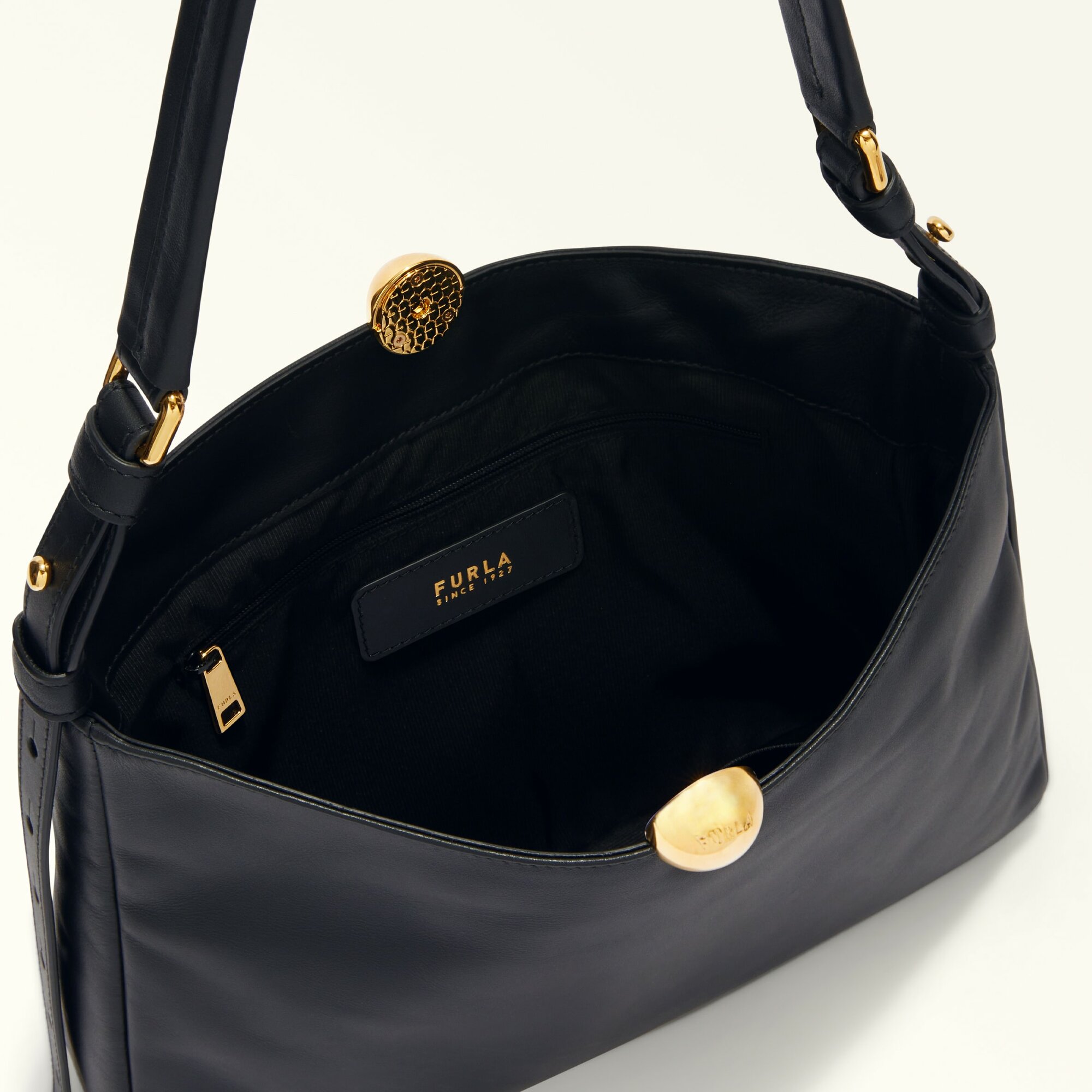Сумка FURLA SFERA SOFT M SHOULDER BAG — фото 1