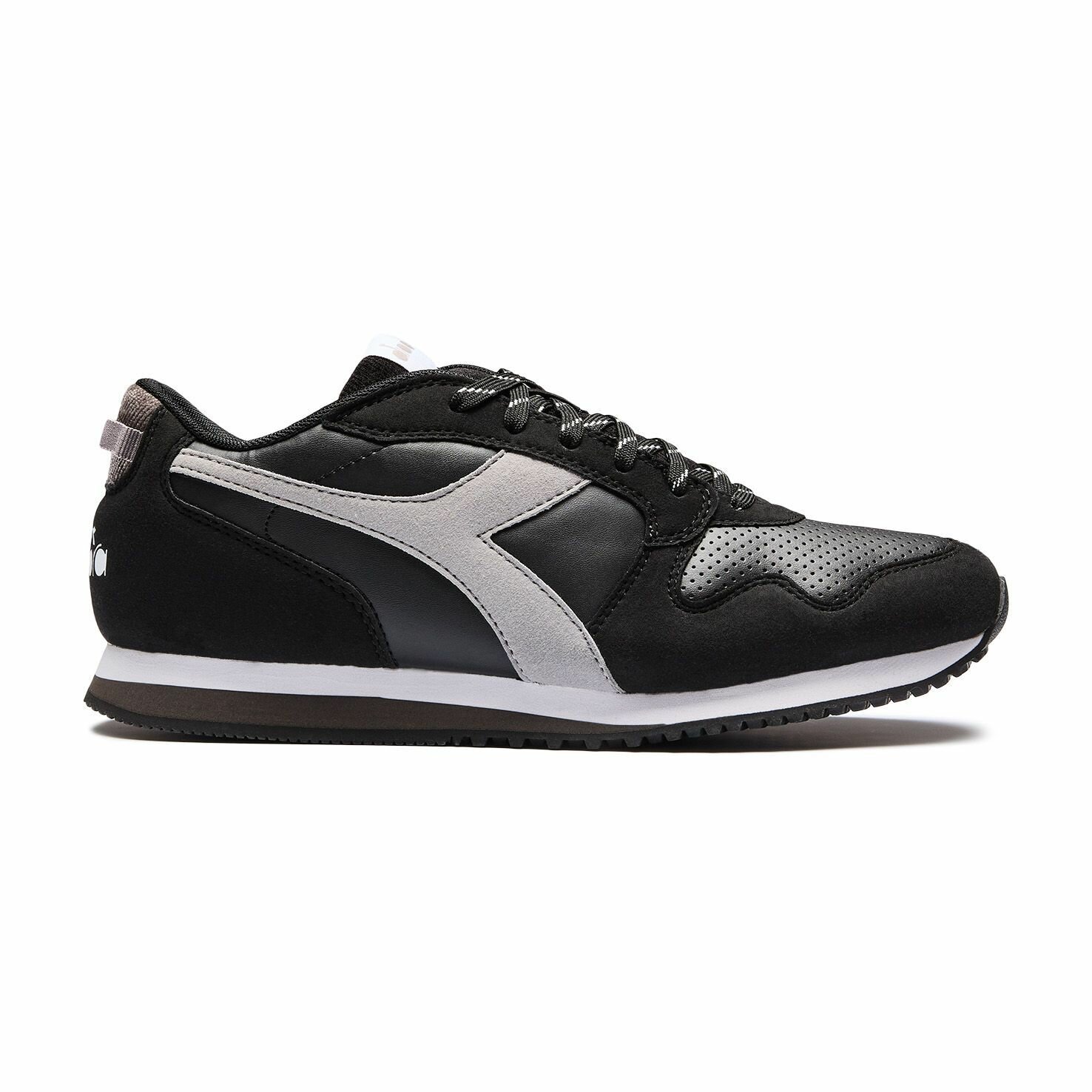 Кроссовки Diadora