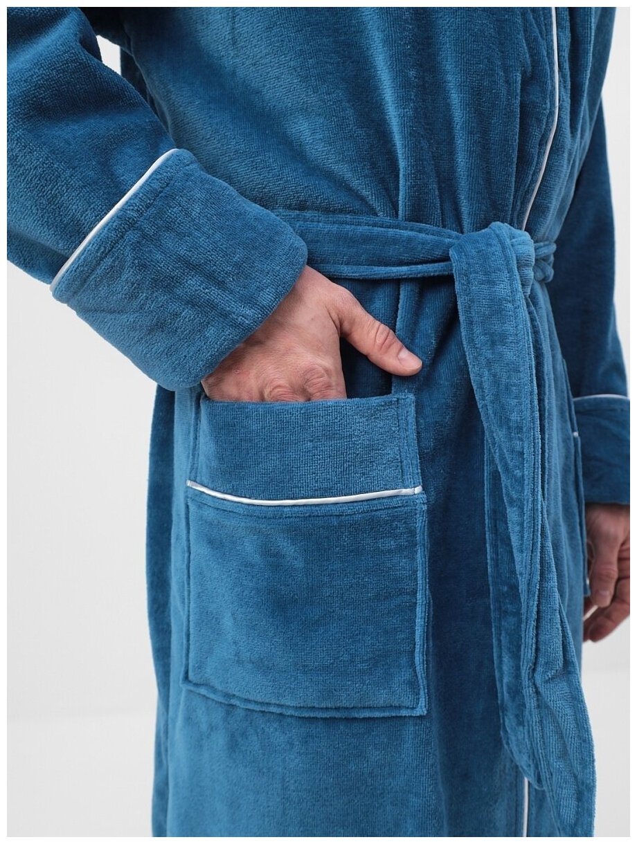 Махровый мужской банный халат с капюшоном и поясом. - фотография № 9