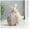 Сувенир полистоун Кролик с яичком с бантом 11х5,5х8,5 см - изображение