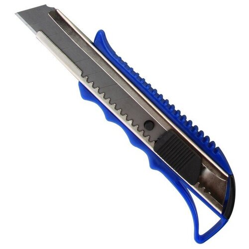 нож канцелярский усиленный informat 18 мм с фиксатором и металлическими направляющими Нож канцелярский Attache лезвие 18 мм, с фиксатором и металлическими направляющими