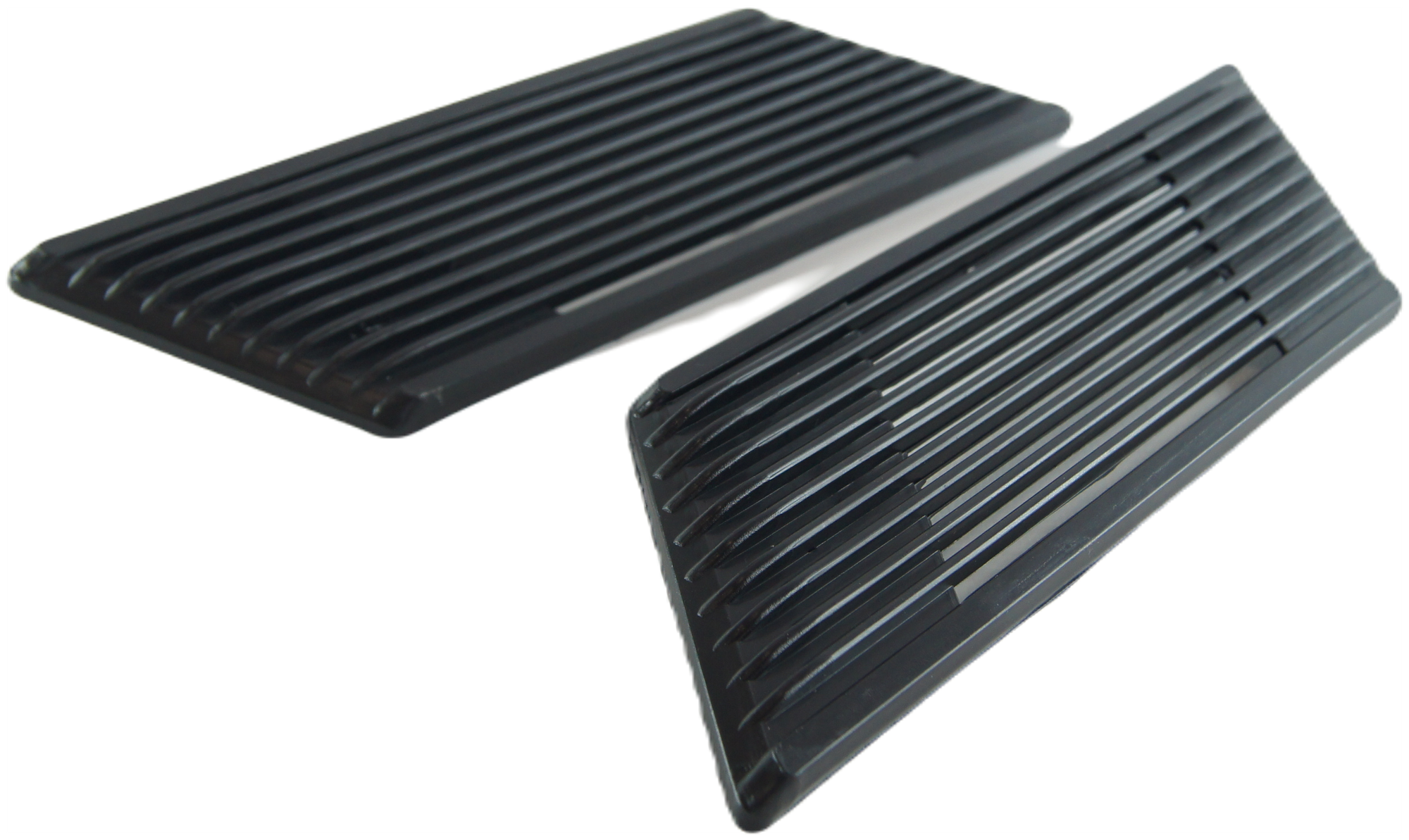 Накладки вентиляционные (задних стоек) для ВАЗ 2105, 2107 - черные