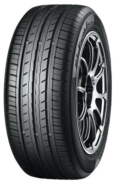 Летняя шина Yokohama BluEarth (ES32) 185/60 R15 88H