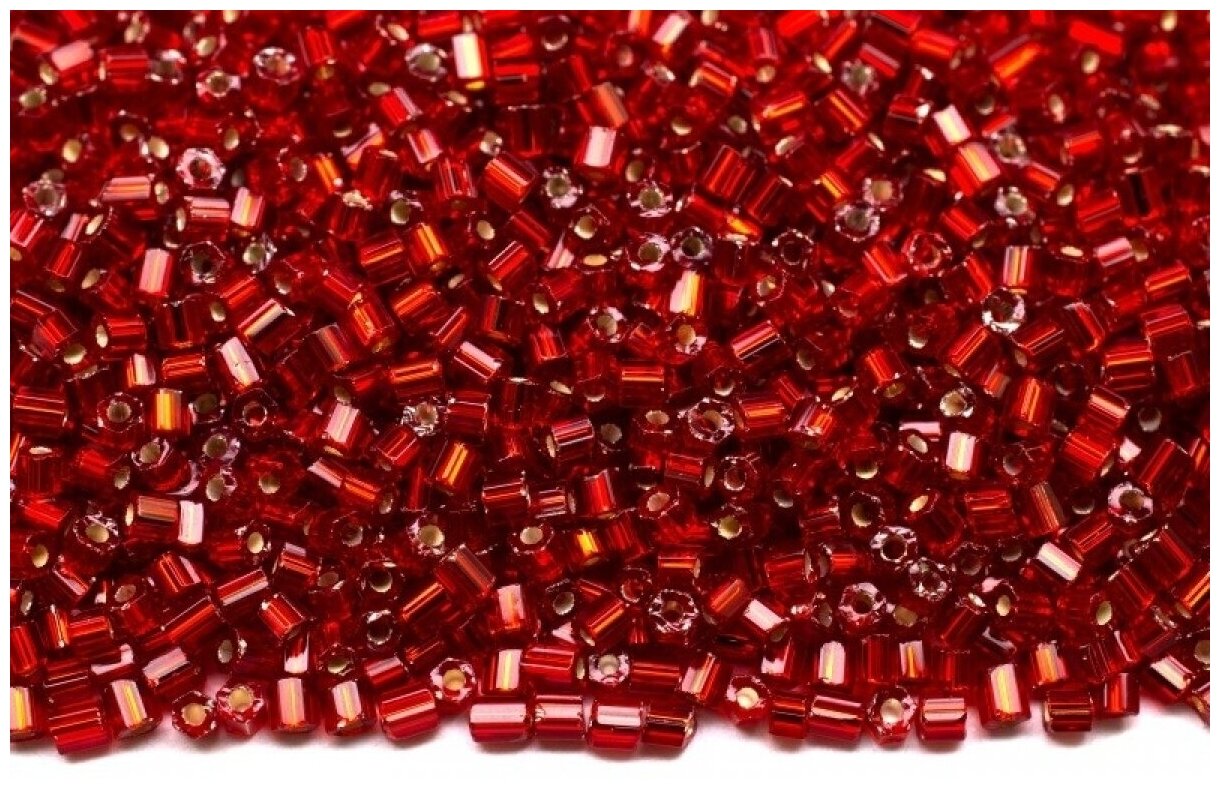 Чешский бисер, рубка-10/0 (1,9 мм), 97070 красная — фото 1