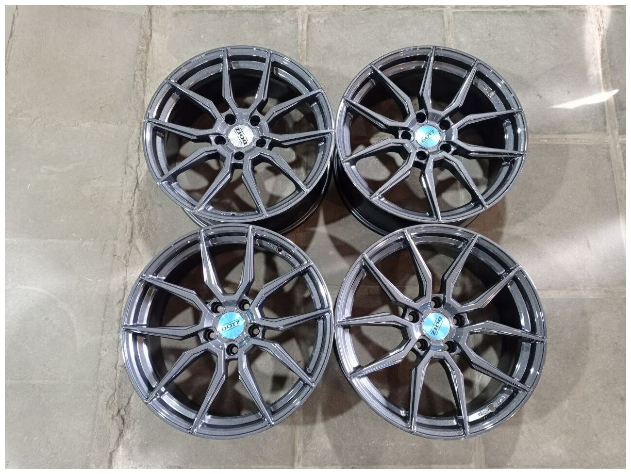 Колесные диски Dotz 8.5xR19/5x120 72.6 Антрацитовый