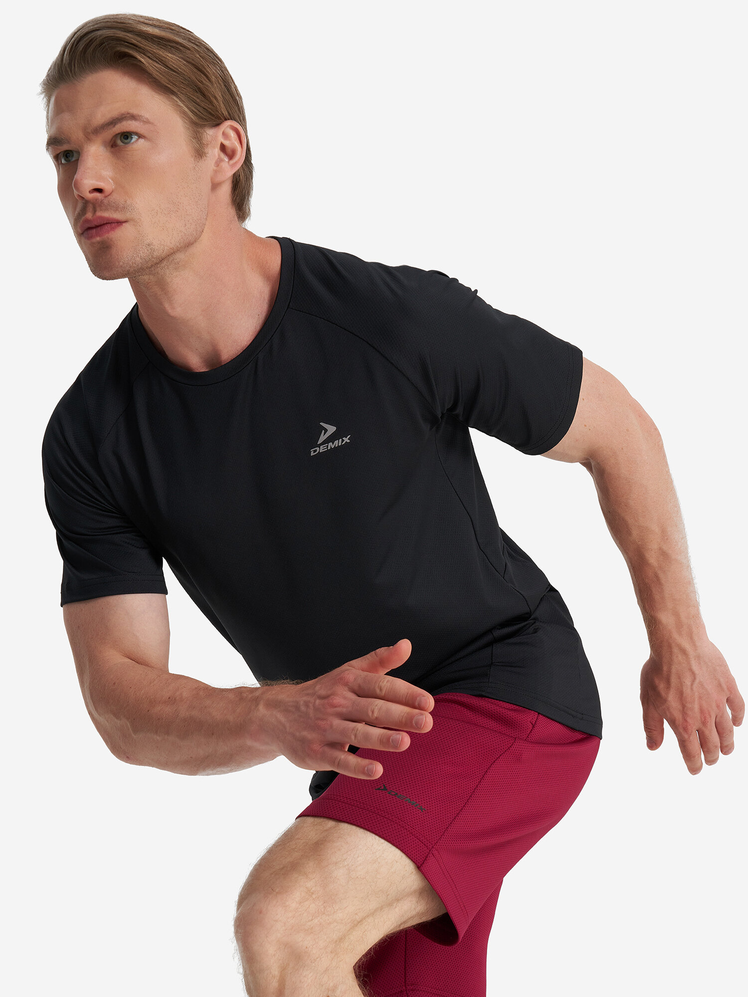 Футболка Demix M D Training GYM SS textured T-Shirt, размер 46, черный