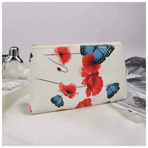 фото Косметичка белый нет бренда