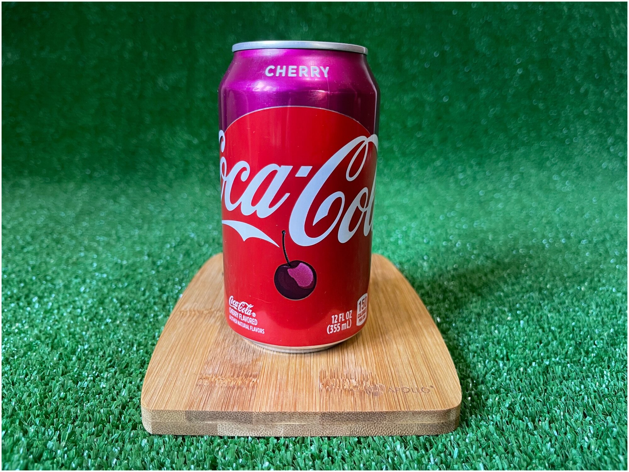 Газированный напиток Coca-Cola Cherry, США, 0.355 л, 12 шт.