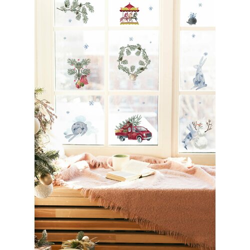 Наклейки интерьерные на стену Лесные друзья на Новый год