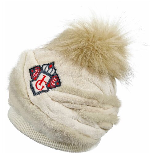 Шапка с помпоном by IGOR GULYAEV