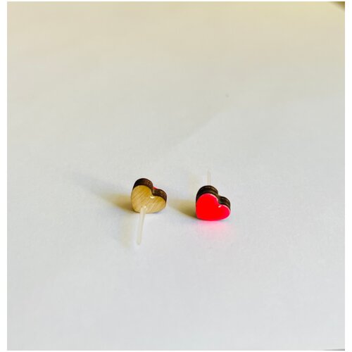 Светящиеся в темноте сережки, розовые сердечки, деревянные, гипоаллергенные /Детские сережки/Сережки гвоздики/Слонвиш