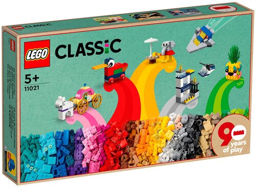 Конструктор LEGO Classic 11021 90 лет игры, 1100 дет.