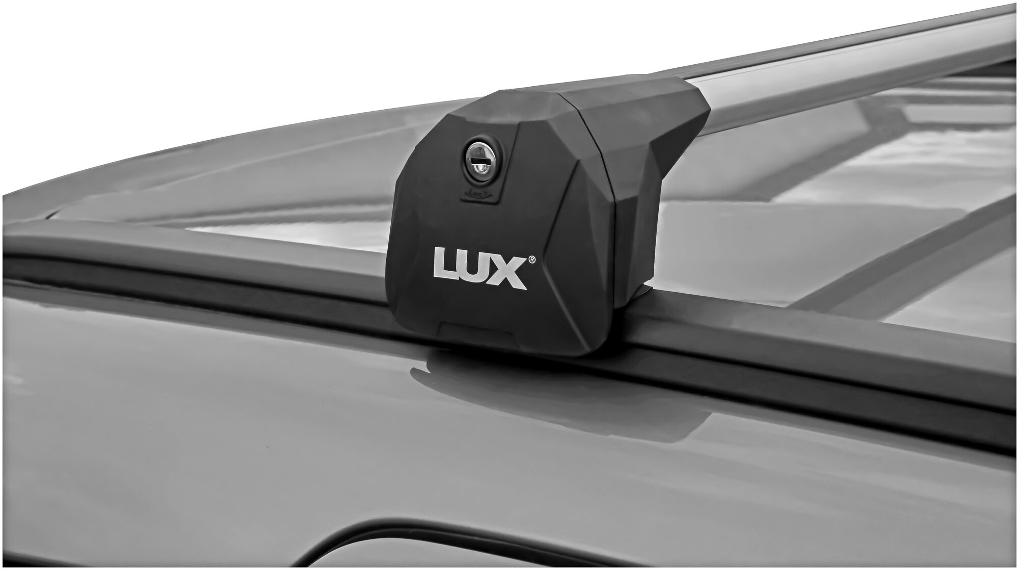 Багажник на крышу LUX Scout для Suzuki Vitara II (2015-) внедорожник на интегрированные рейлинги (Серебристые дуги)
