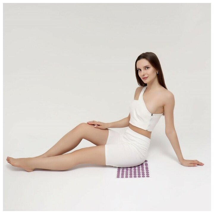 ONLYTOP массажный коврик Ипликатор игольчатый 32x26 см, белый/фиолетовый - фотография № 10