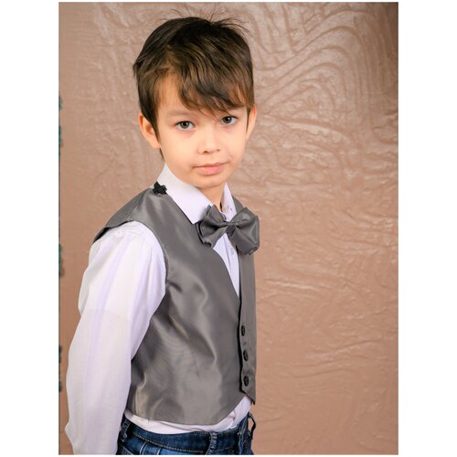 фото Нарядный жилет для мальчика с бабочкой 783814-мн21 38/152 радуга дети