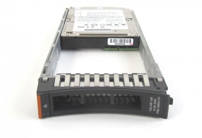 Жесткий диск IBM 00E6173 300Gb SAS 2,5" HDD